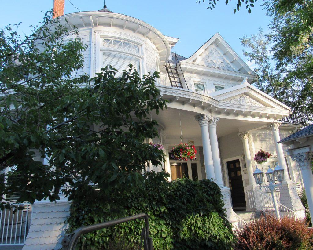 The St. Mary's Inn Bed and Breakfast