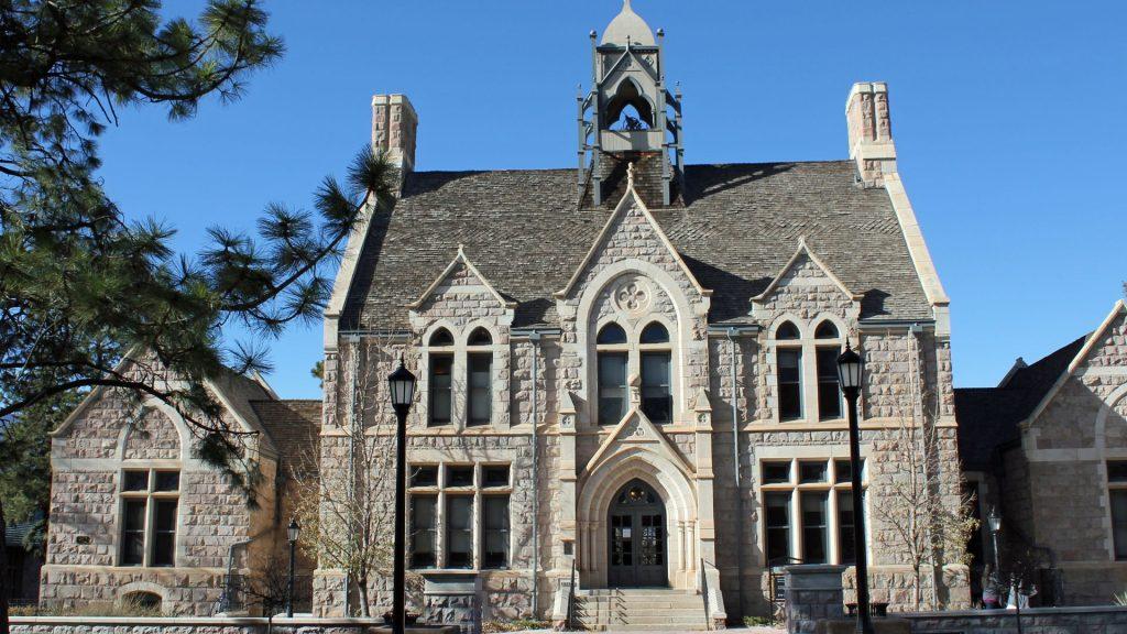 St. Mary's Inn - Where To Stay For Colorado College Visits