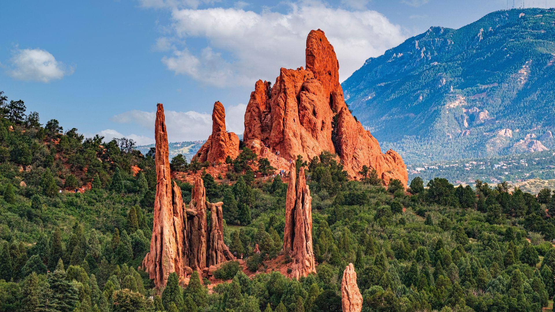St. Mary's Inn - Garden Of The Gods Travel Guide